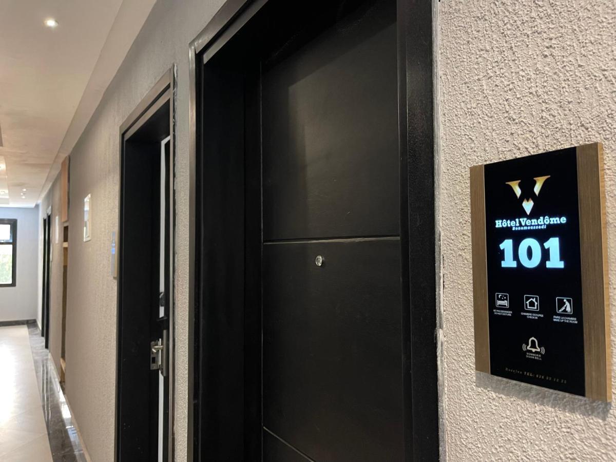 Hotel Vendome دوالا المظهر الخارجي الصورة