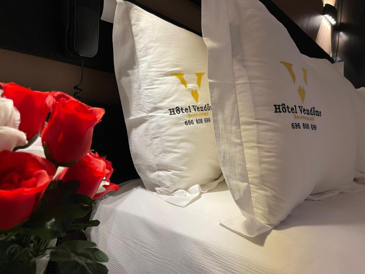 Hotel Vendome دوالا المظهر الخارجي الصورة