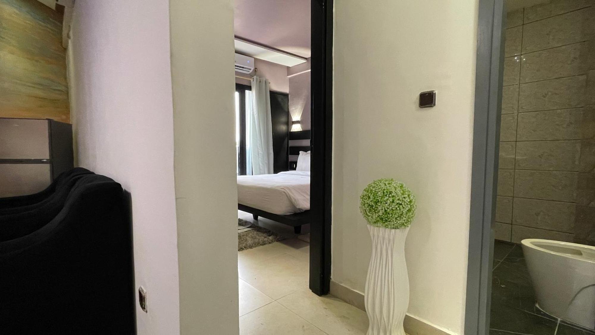 Hotel Vendome دوالا المظهر الخارجي الصورة